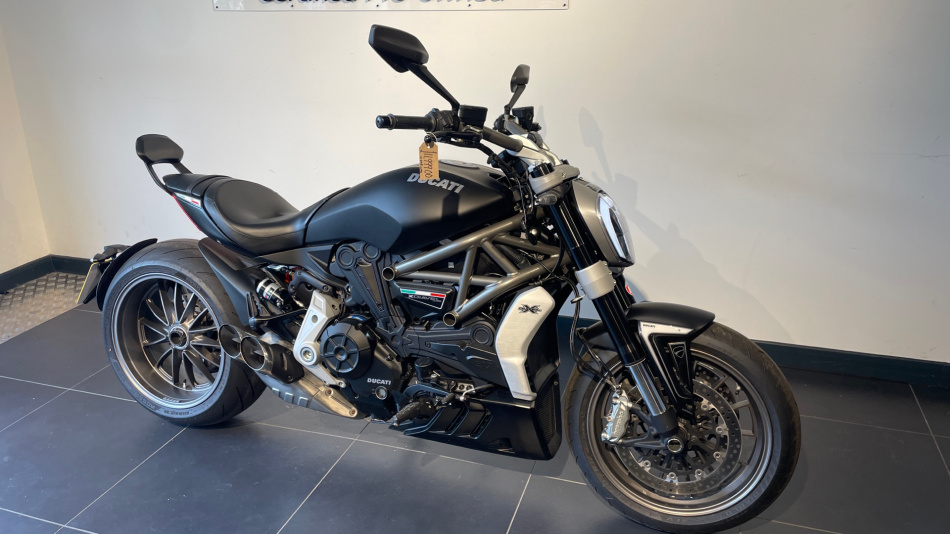Ducati X Diavel Grey